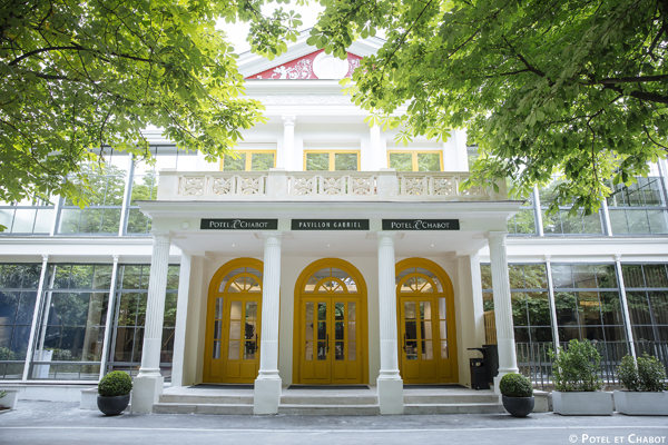Pavillon Gabriel - Extérieur